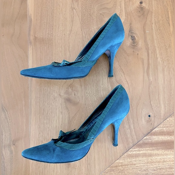 Banana Republic Suede Stiletto Heels - Picture 4 of 8